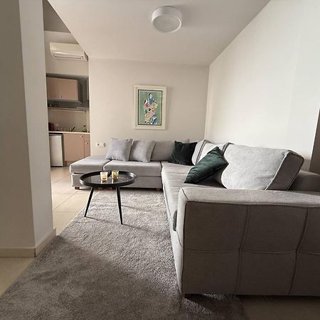 Stylish Studio Apartment - 8F House Kalamata Exterior photo